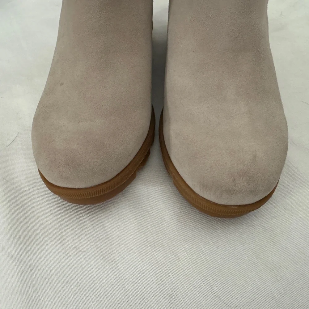 Sorel Cream Wedge Ankle Boots NWOT Sz 9 - Picture 8 of 10